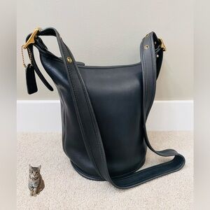 Vintage Coach Helen’s Legacy Navy 9953